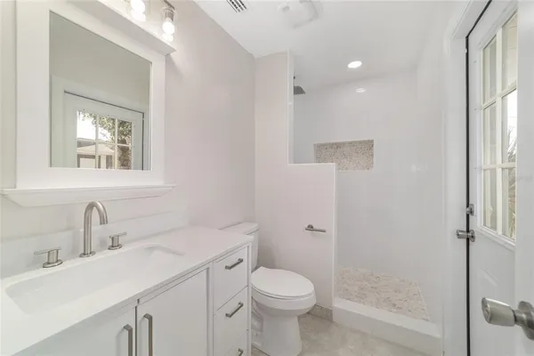 $439,000 | 1112 Southeast 44th Avenue, Ocala, FL 34471