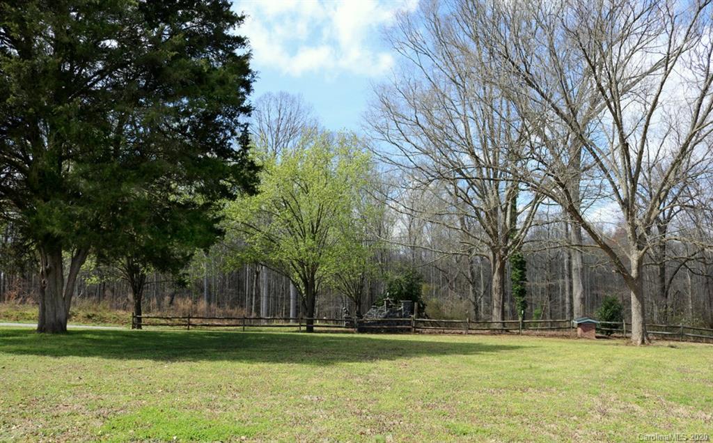 298 Griggs Road Clover, SC 29710 - Photo 24 of 25