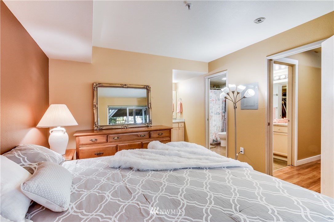 3908 243rd Place Southeast, Unit Q103 Bothell, WA 98021 - Photo 14 of 22 Gallery Image 14
