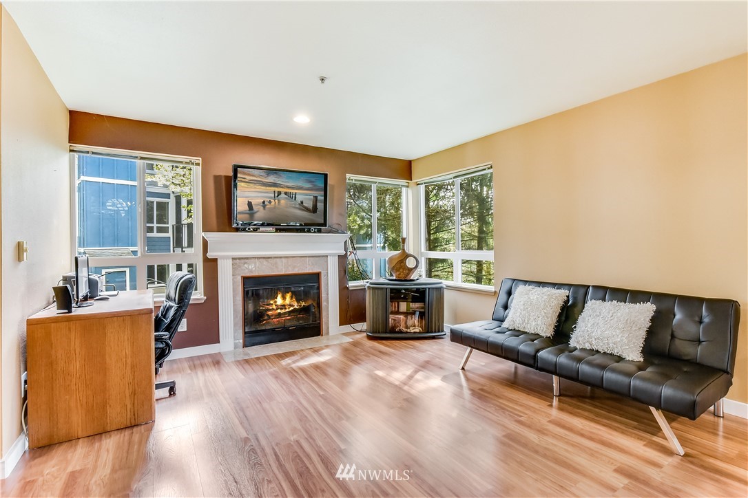 3908 243rd Place Southeast, Unit Q103 Bothell, WA 98021 - Photo 4 of 22 Gallery Image 4
