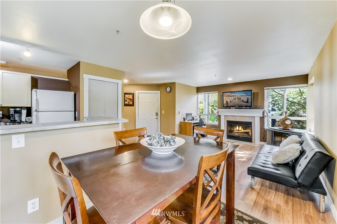 3908 243rd Place Southeast, Unit Q103 Bothell, WA 98021 - Photo 8 of 22 Gallery Image 8