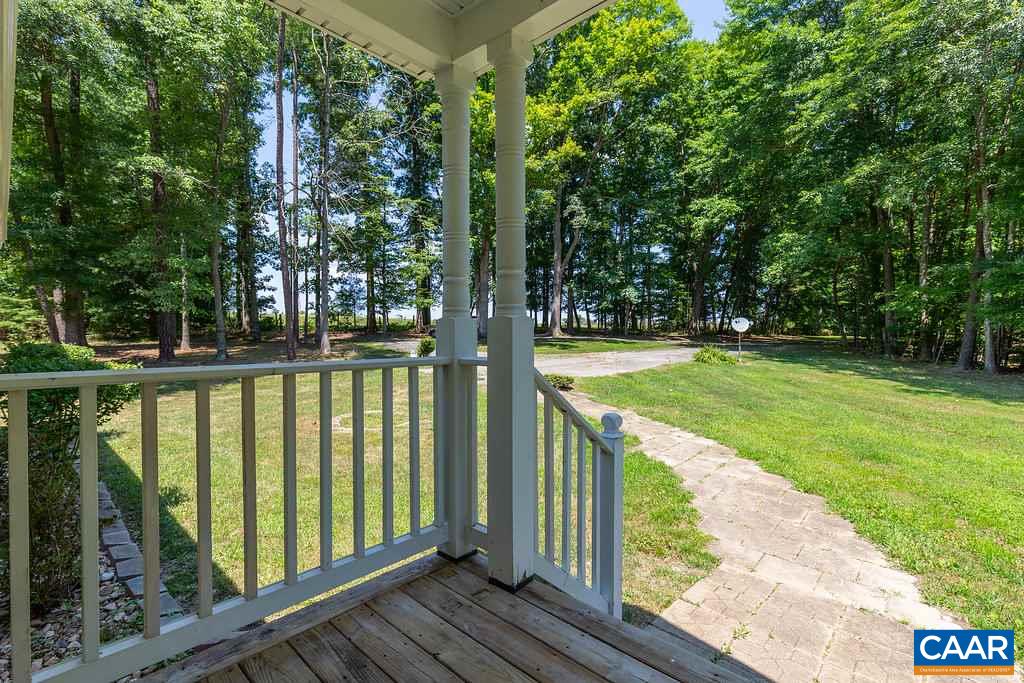 532 Deep Creek Road Palmyra, VA 22963 - Photo 5 of 27 Gallery Image 5