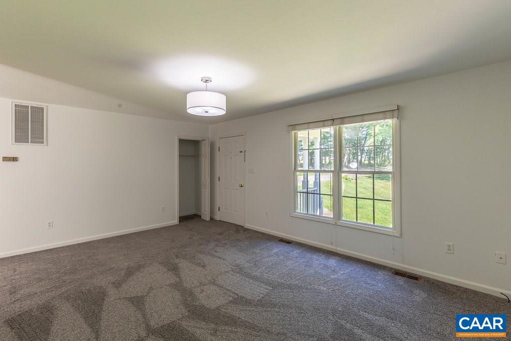 532 Deep Creek Road Palmyra, VA 22963 - Photo 6 of 27 Gallery Image 6