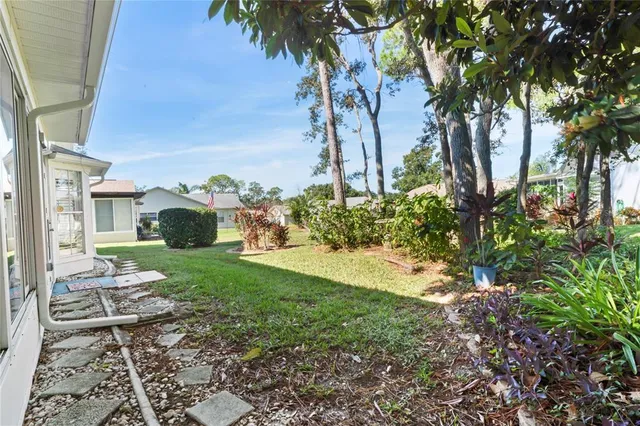 $340,000 | 7107 Pond View Court, Spring Hill, FL 34606