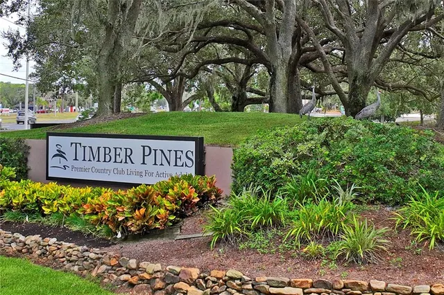 $340,000 | 7107 Pond View Court, Spring Hill, FL 34606