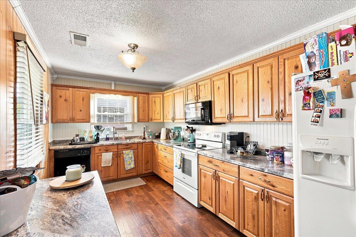 1051 Ezell Road Chesnee, SC 29323 - Photo 8 of 29 Gallery Image 8