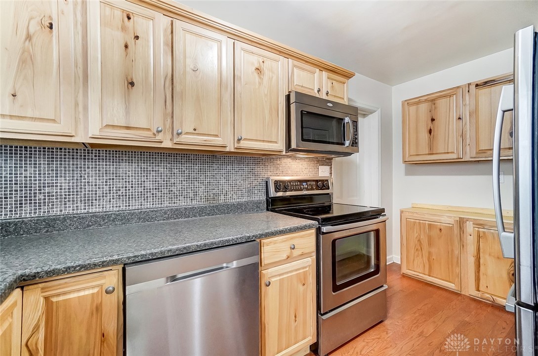 916 Devonshire Road Dayton, OH 45419 - Photo 14 of 35 Gallery Image 14