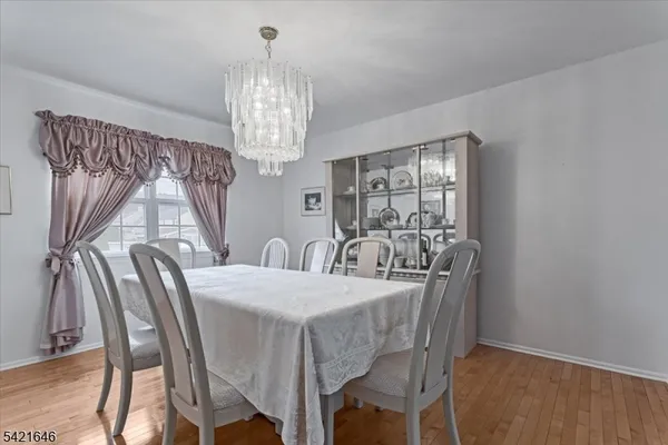 $749,000 | 15 Crossing Drive, Flanders, NJ 07836