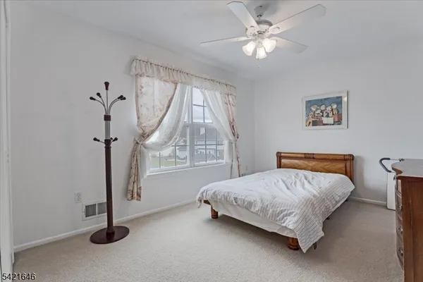 $749,000 | 15 Crossing Drive, Flanders, NJ 07836