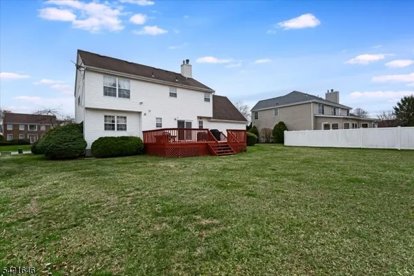 $749,000 | 15 Crossing Drive, Flanders, NJ 07836