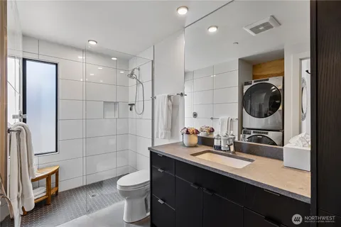 $995,000 | 207 Vista Pt Drive Northwest, Quincy, WA 98848