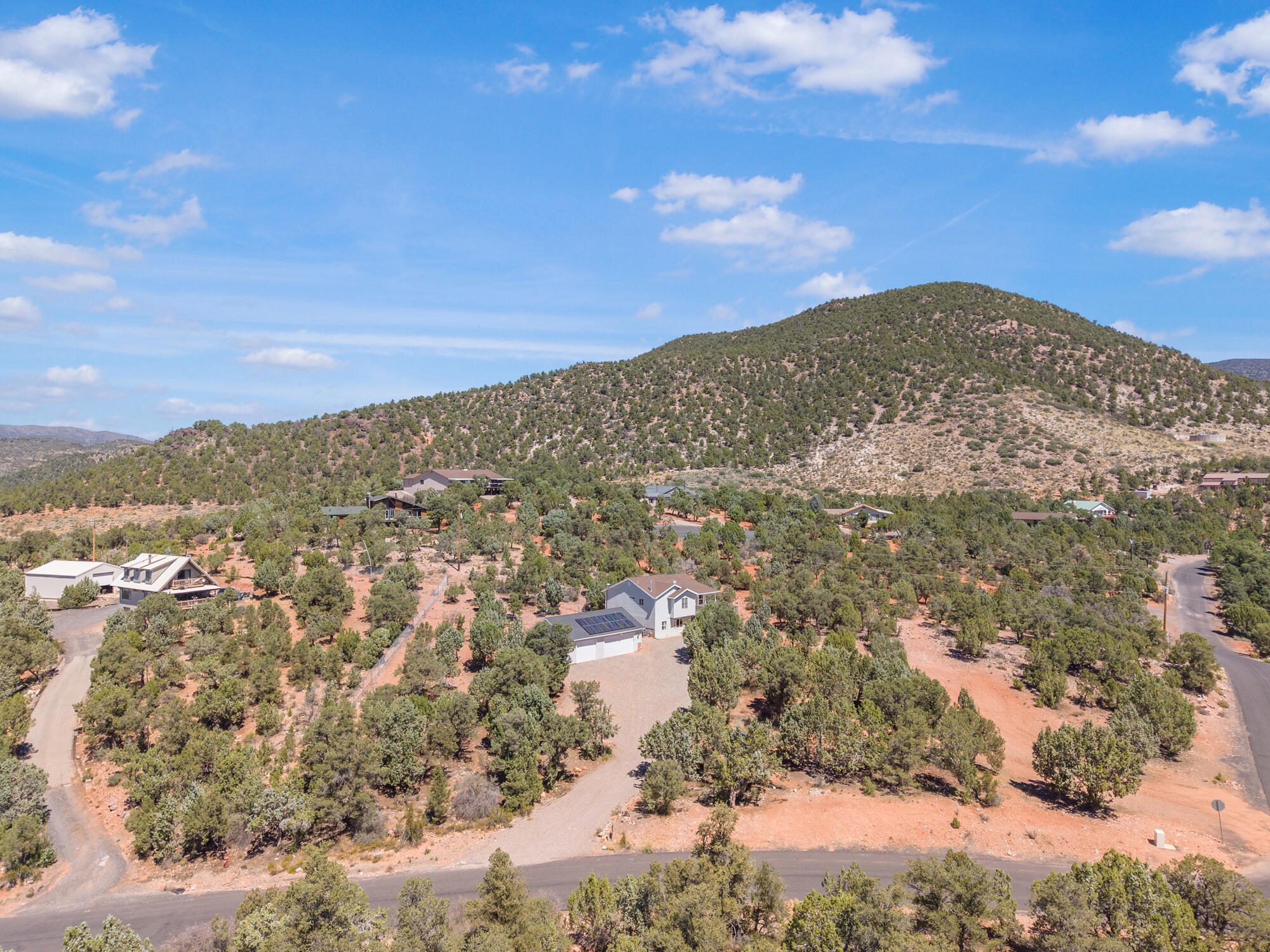 425 East Mule Deer Road Central, UT 84722 - Photo 27 of 47 DJI_20260903151850_0612_D