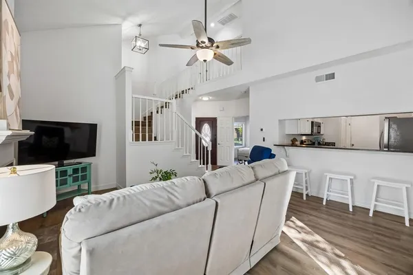 $310,000 | 217 Cimarron Trail, Unit 5, Irving, TX 75063