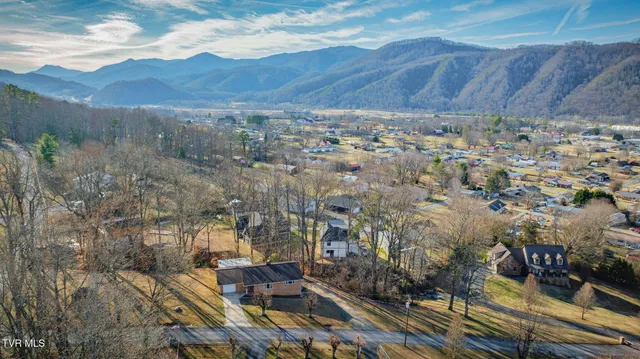 $299,000 | 124 Echo Ridge Road, Erwin, TN 37650