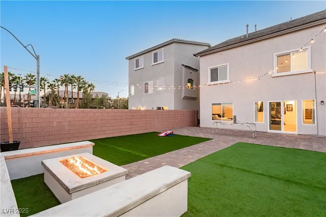 $589,999 | 7688 Sandhaven Street, Las Vegas, NV 89139