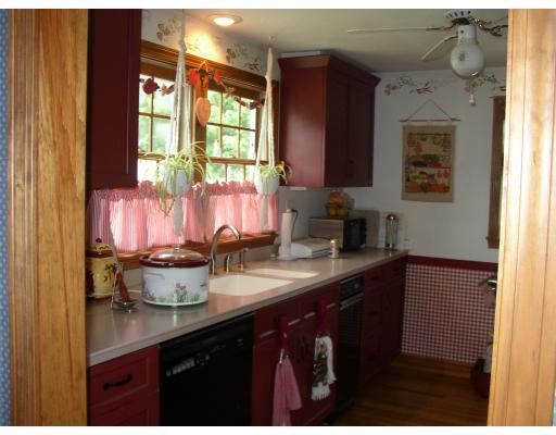 30 Standish Road Marshfield, MA 02050 - Photo 3 of 13 Gallery Image 3