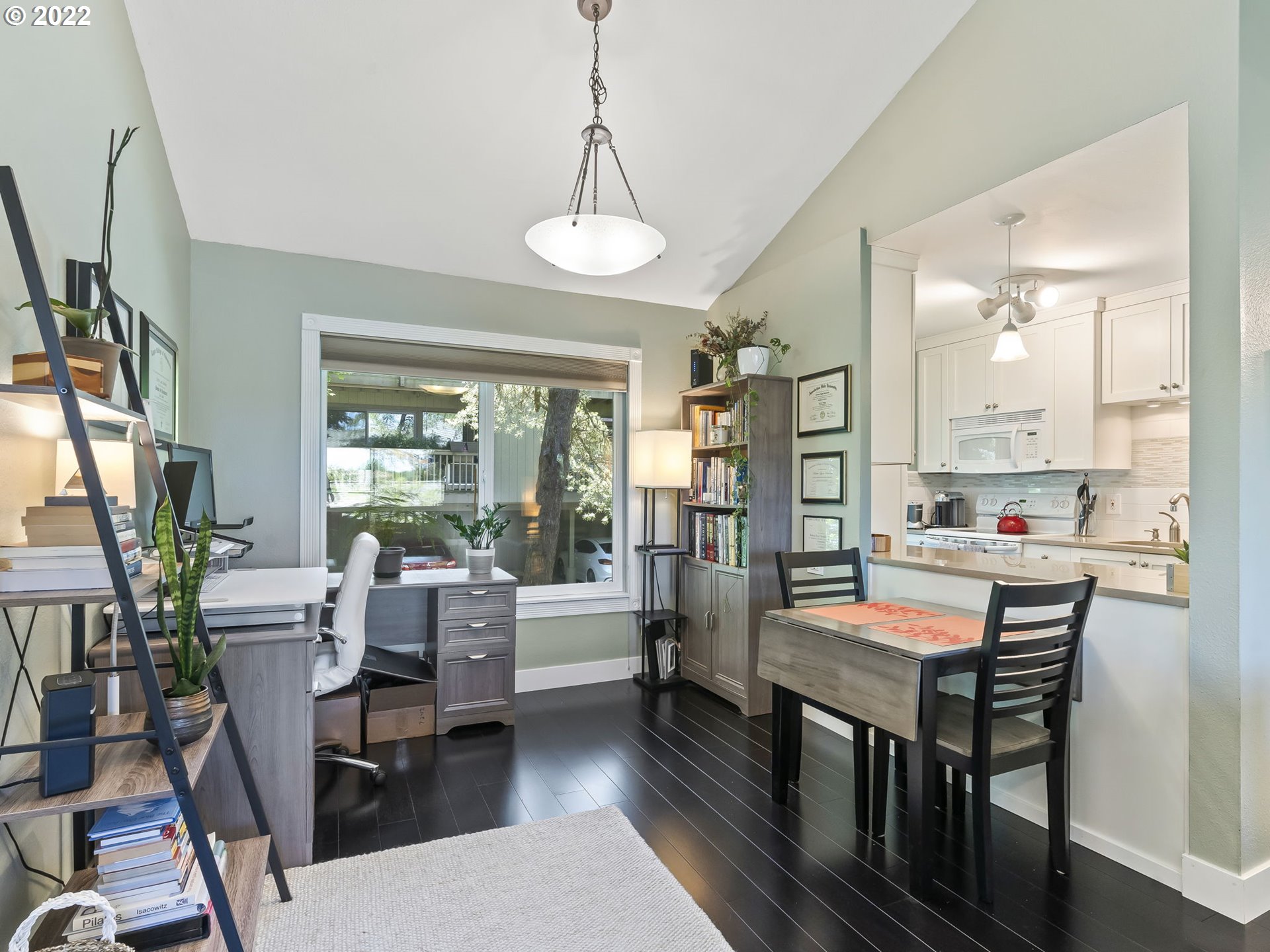7704 Southwest Barnes Road, Unit A Portland, OR 97225 - Photo 13 of 29 Gallery Image 13