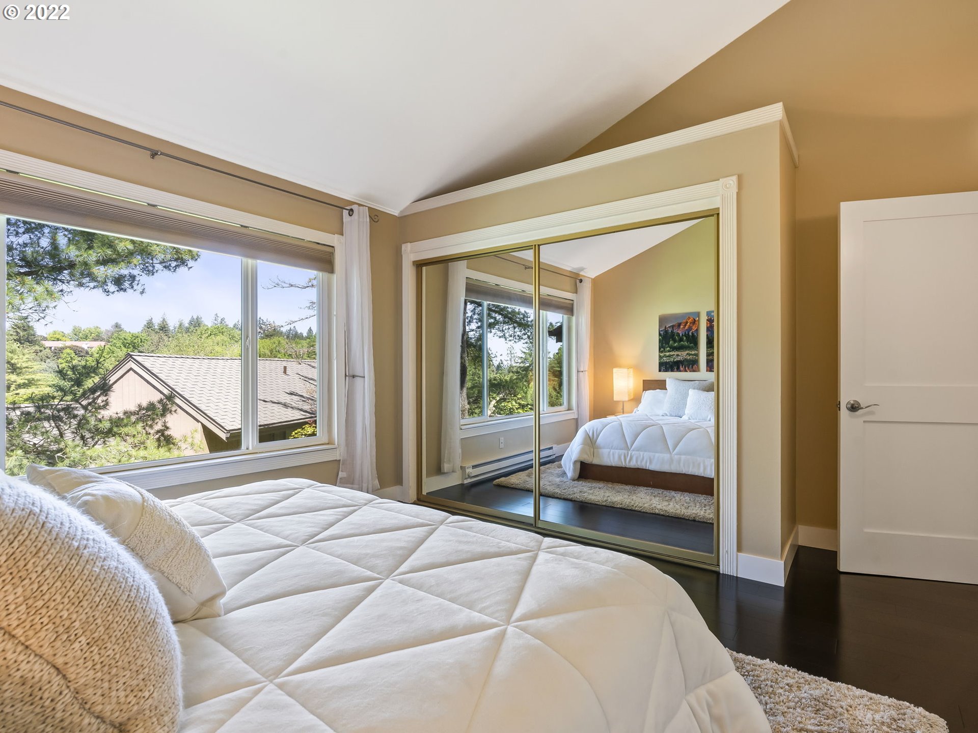 7704 Southwest Barnes Road, Unit A Portland, OR 97225 - Photo 19 of 29 Gallery Image 19