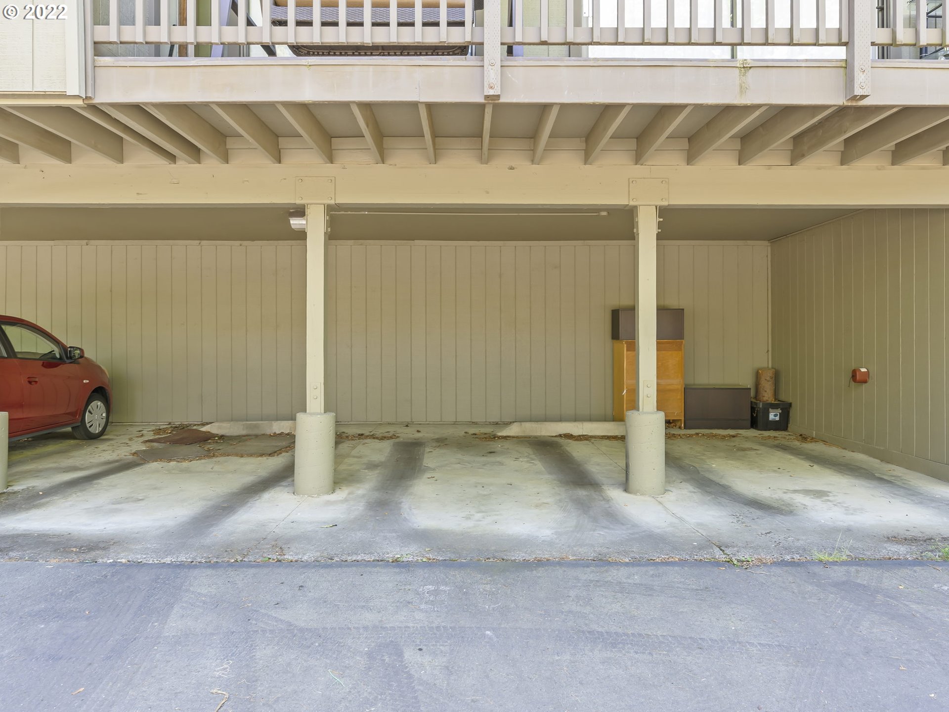 7704 Southwest Barnes Road, Unit A Portland, OR 97225 - Photo 27 of 29 Gallery Image 27