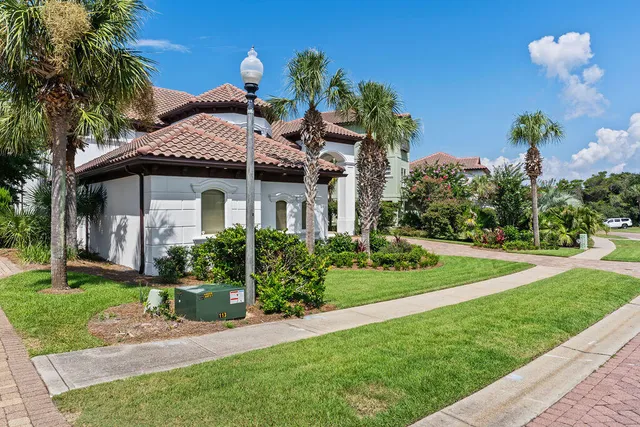 $3,295,000 | 20 St Barts Bay, Destin, FL 32541