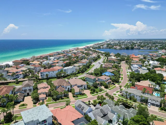 $3,295,000 | 20 St Barts Bay, Destin, FL 32541