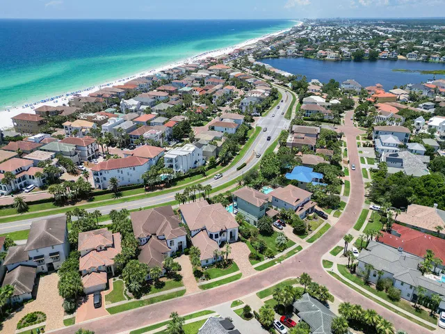 $3,295,000 | 20 St Barts Bay, Destin, FL 32541