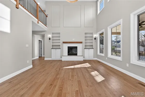 $2,080,000 | 216 West Essex Avenue, St. Louis, MO 63122