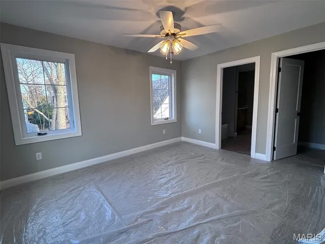 $2,100,000 | 216 West Essex Avenue, St. Louis, MO 63122