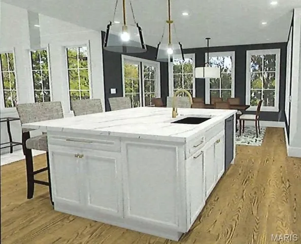 $2,100,000 | 216 West Essex Avenue, St. Louis, MO 63122