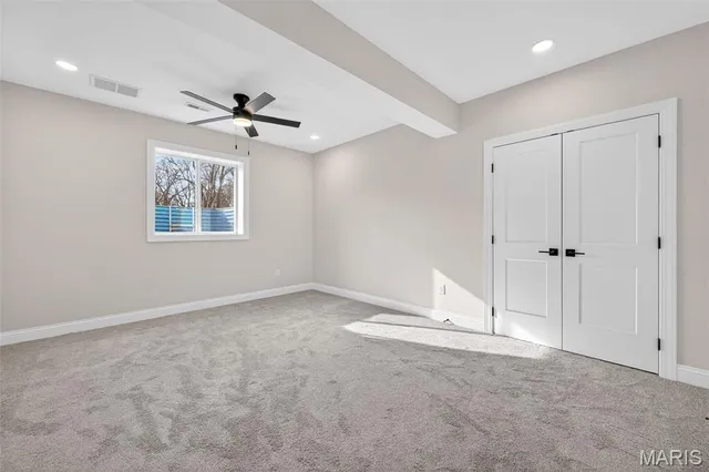 $2,100,000 | 216 West Essex Avenue, St. Louis, MO 63122