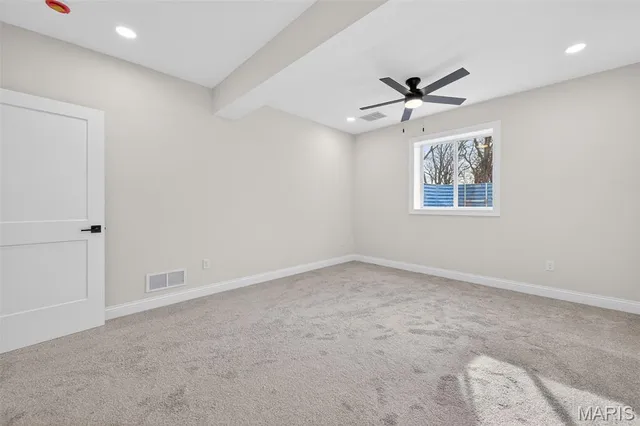 $2,100,000 | 216 West Essex Avenue, St. Louis, MO 63122