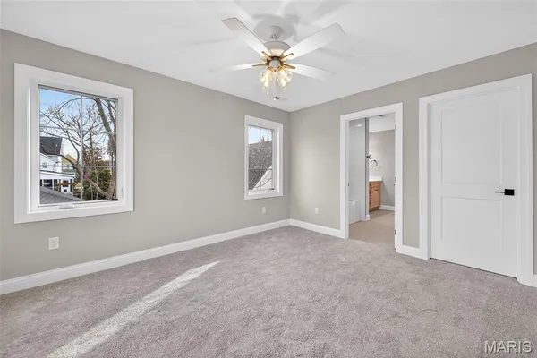 $2,080,000 | 216 West Essex Avenue, St. Louis, MO 63122