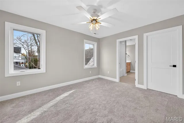 $2,100,000 | 216 West Essex Avenue, St. Louis, MO 63122