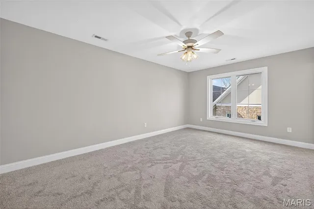 $2,100,000 | 216 West Essex Avenue, St. Louis, MO 63122