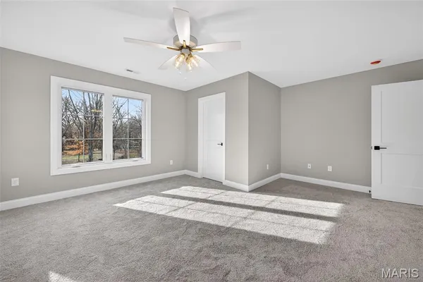 $2,080,000 | 216 West Essex Avenue, St. Louis, MO 63122