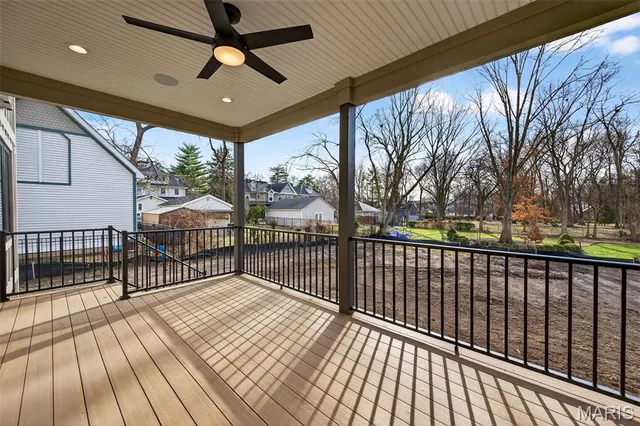 $2,100,000 | 216 West Essex Avenue, St. Louis, MO 63122