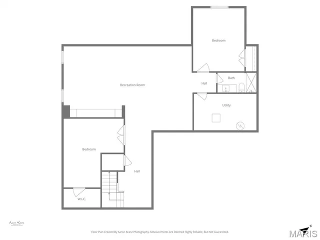 $2,100,000 | 216 West Essex Avenue, St. Louis, MO 63122