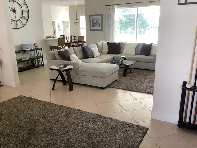 $4,195 | 2933 Seasons Boulevard, Sarasota, FL 34240