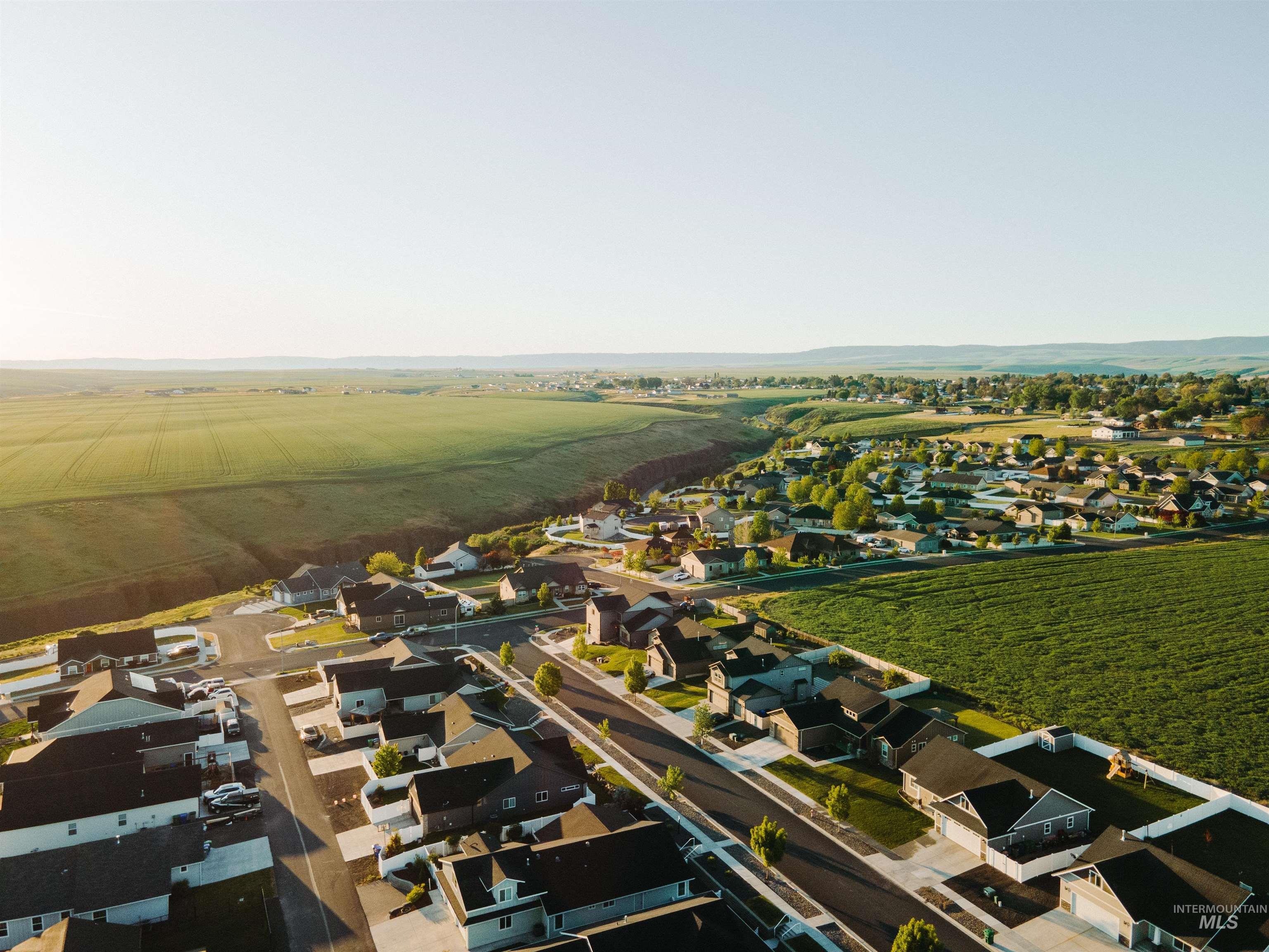 3215 Hidden Valley Loop Lewiston, ID 83501 - Photo 2 of 9