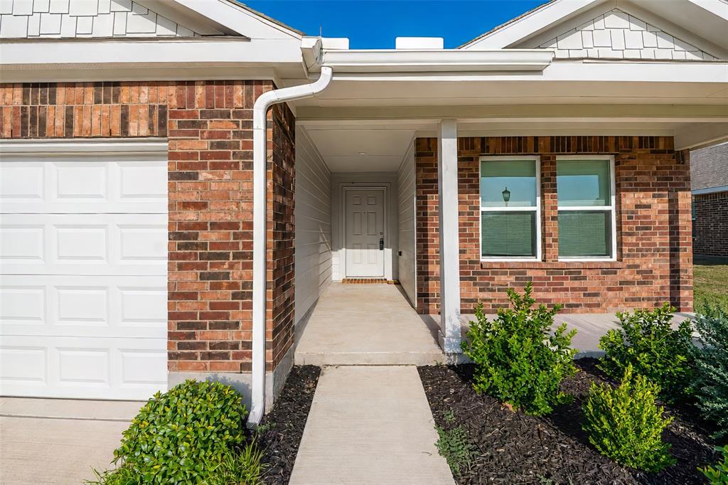 525 Jameson Springtown, TX 76082 - Photo 5 of 32 Gallery Image 5