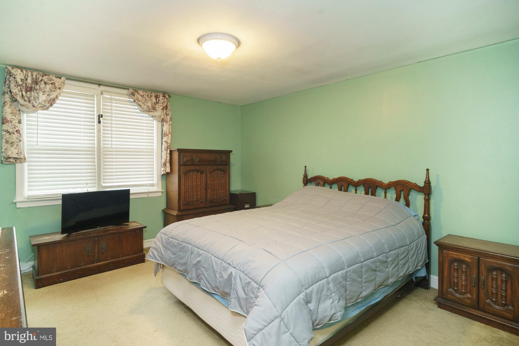 11 Winthrop Road Darby, PA 19023 - Photo 11 of 22 Primary Bedroom