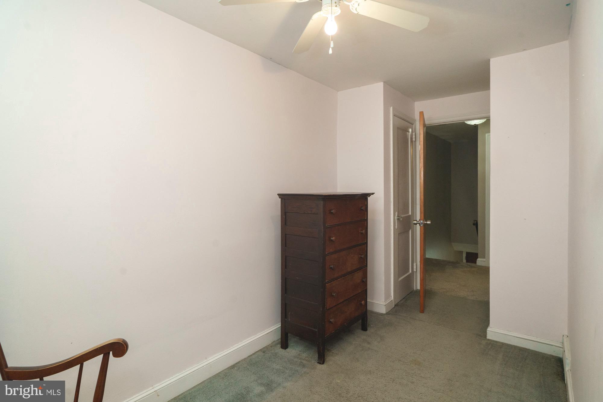 11 Winthrop Road Darby, PA 19023 - Photo 16 of 22 2nd Floor Hallway
