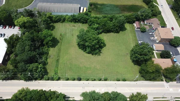 $525,000 | 19550 Wolf Road, Mokena, IL 60448
