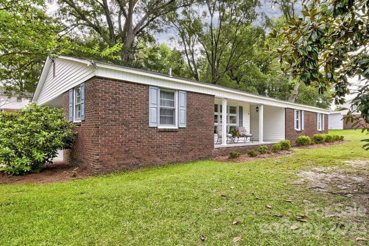108 State Rd S-29-522 Kershaw, SC 29067 - Photo 3 of 25 Gallery Image 3