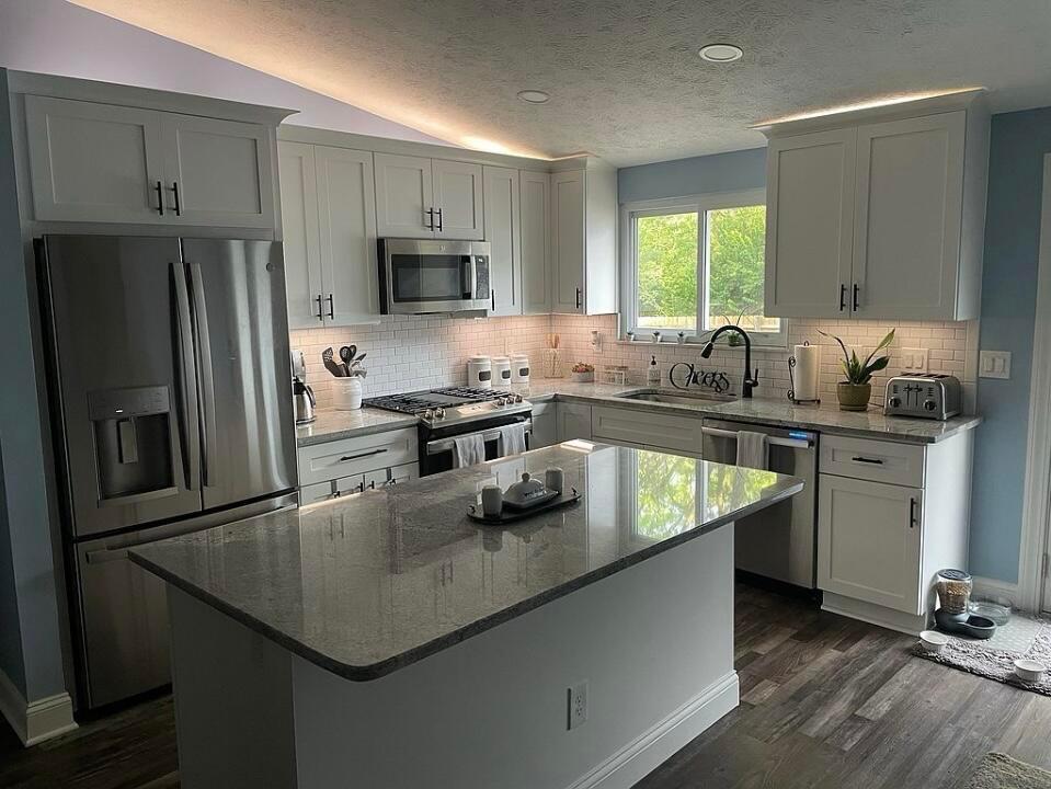 3322 Hunt Club Road North Westerville, OH 43081 - Photo 5 of 26 5_photo-3322-hunt-club-road-north