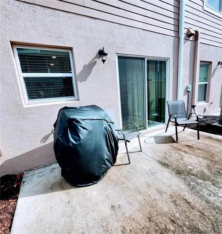 $2,400 | 4718 Legendary Oak Street, Tampa, FL 33610