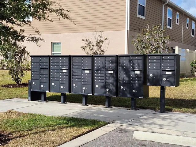 $2,400 | 4718 Legendary Oak Street, Tampa, FL 33610