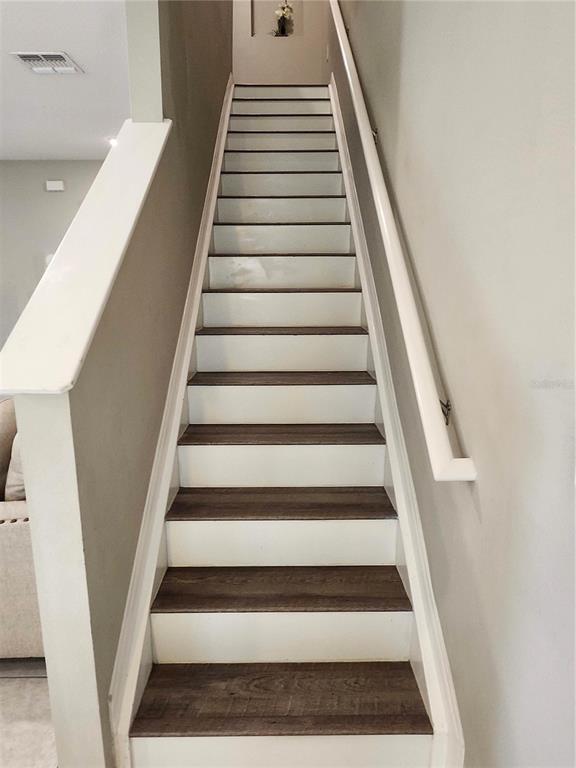 4718 Legendary Oak Street Tampa, FL 33610 - Photo 7 of 21