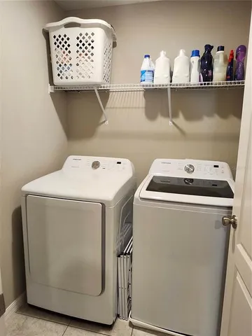 $2,400 | 4718 Legendary Oak Street, Tampa, FL 33610