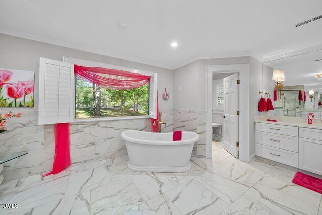 7875 Burnett Road Dunn, NC 28334 - Photo 13 of 34 PRIMARY BATH (PANORAMIC)